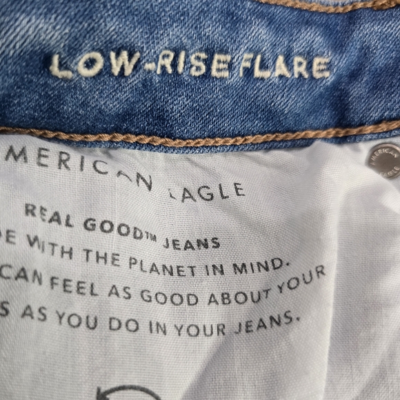 American Eagle Low Rise Flare Jeans Size 10 REG - Picture 3 of 6